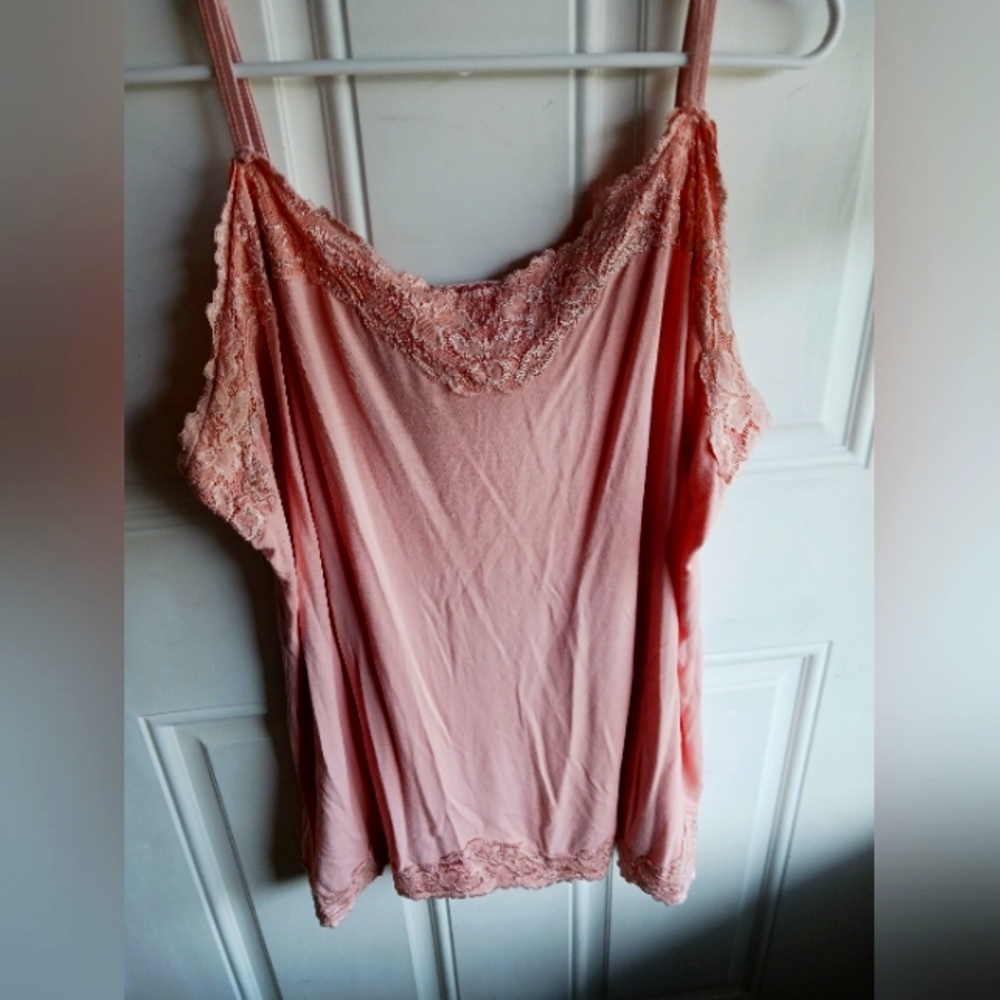 Ladies Plus Size Cato light pink cami, size 26/28